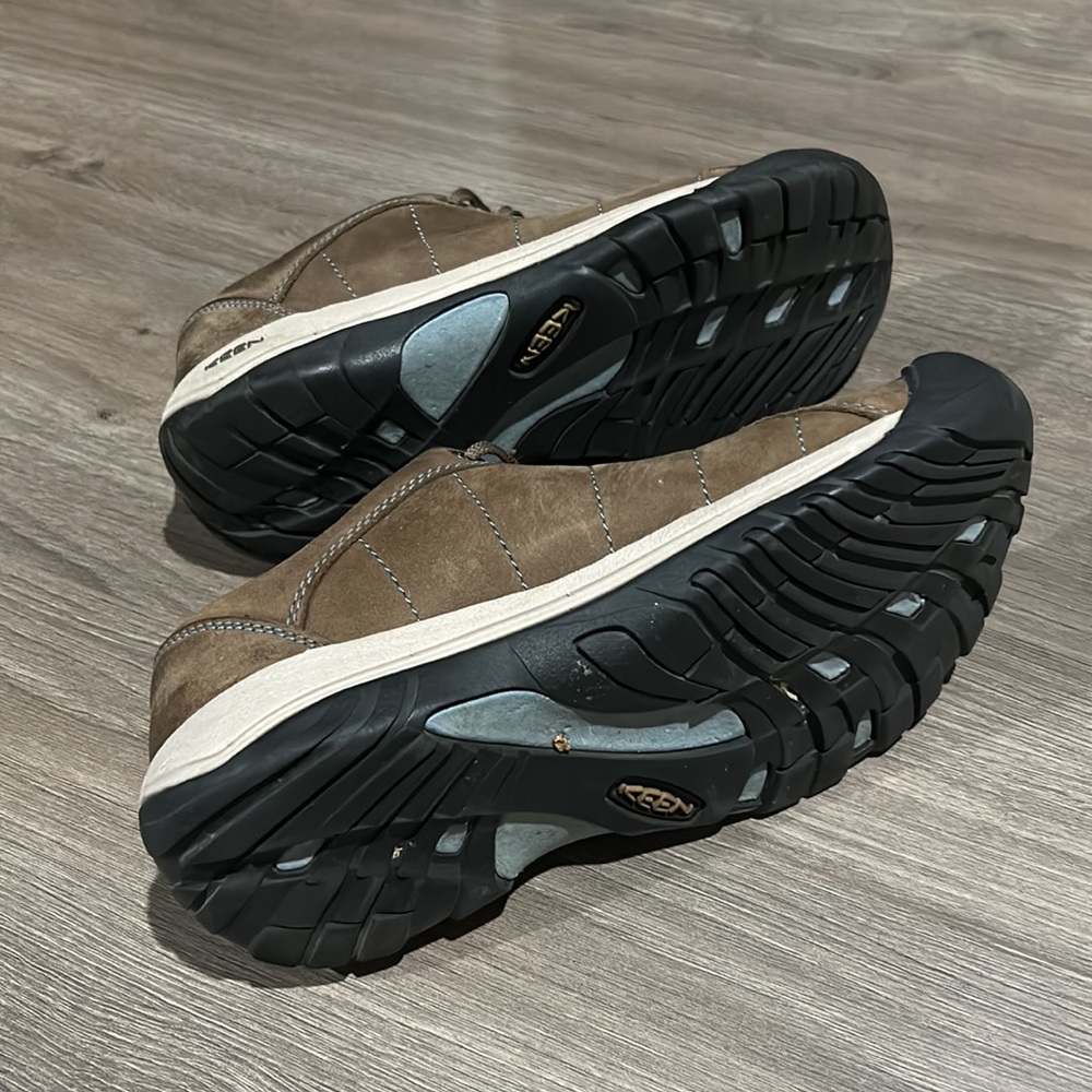 Keen - Picture 4 of 7